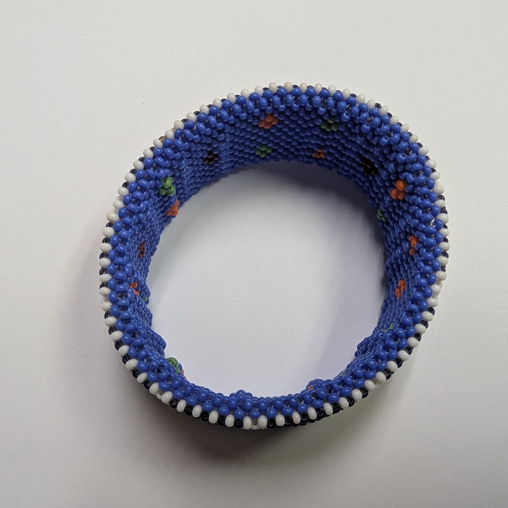 Colorful Beaded Bracelet - Picture 4 of 4